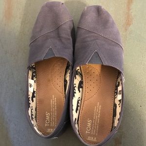 Navy Blue Toms